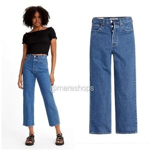 Levi's Ribcage Straight Ankle Jeans
